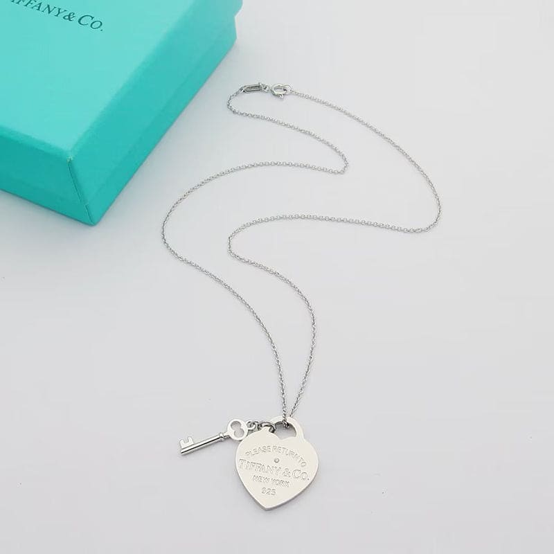 18K Return to Tiffany Heart & Key Necklace