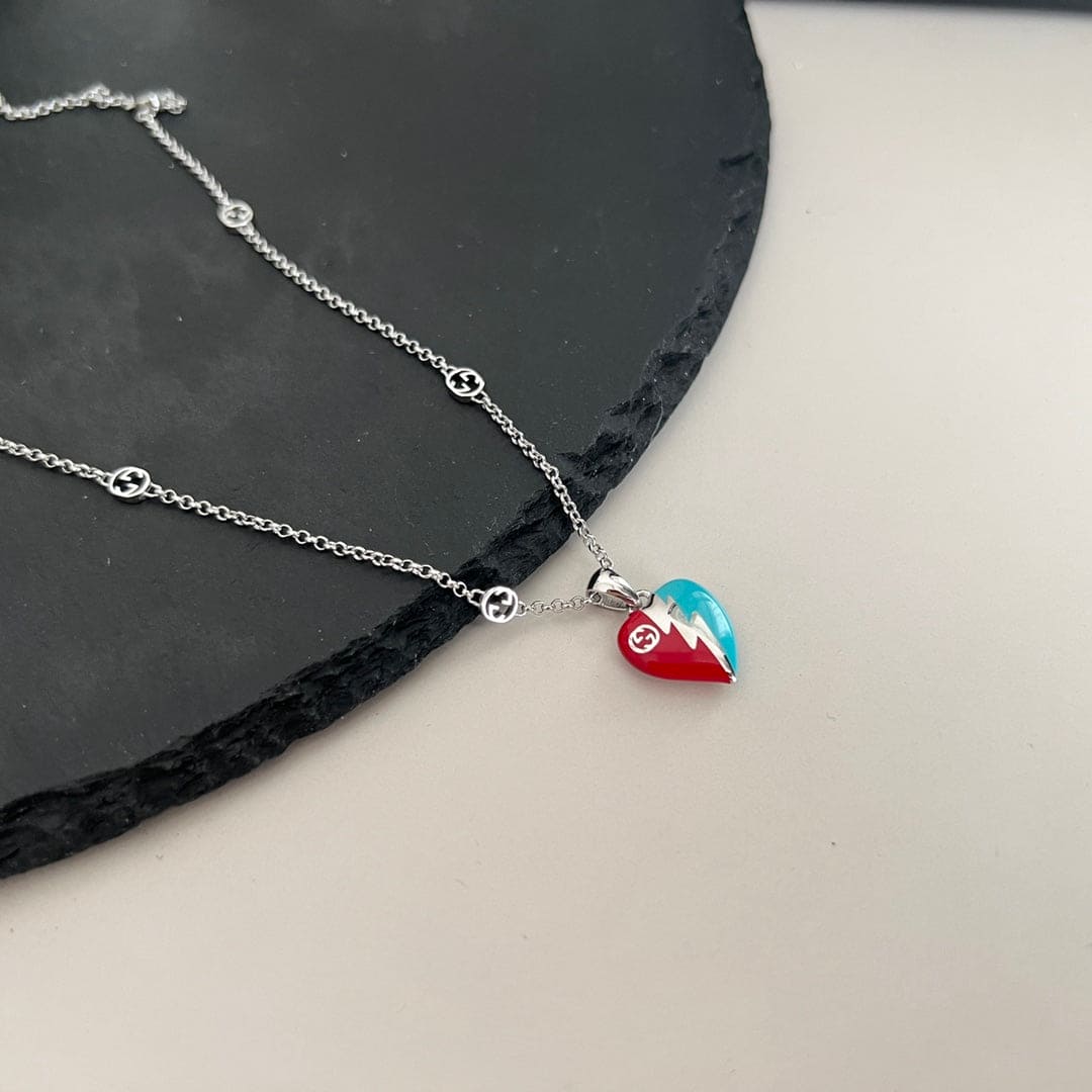 GG Interlocking G Heart Lightning Charm Necklace