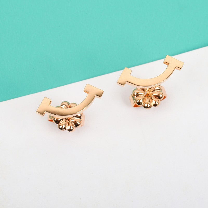 18K T Smile Diamond Earrings