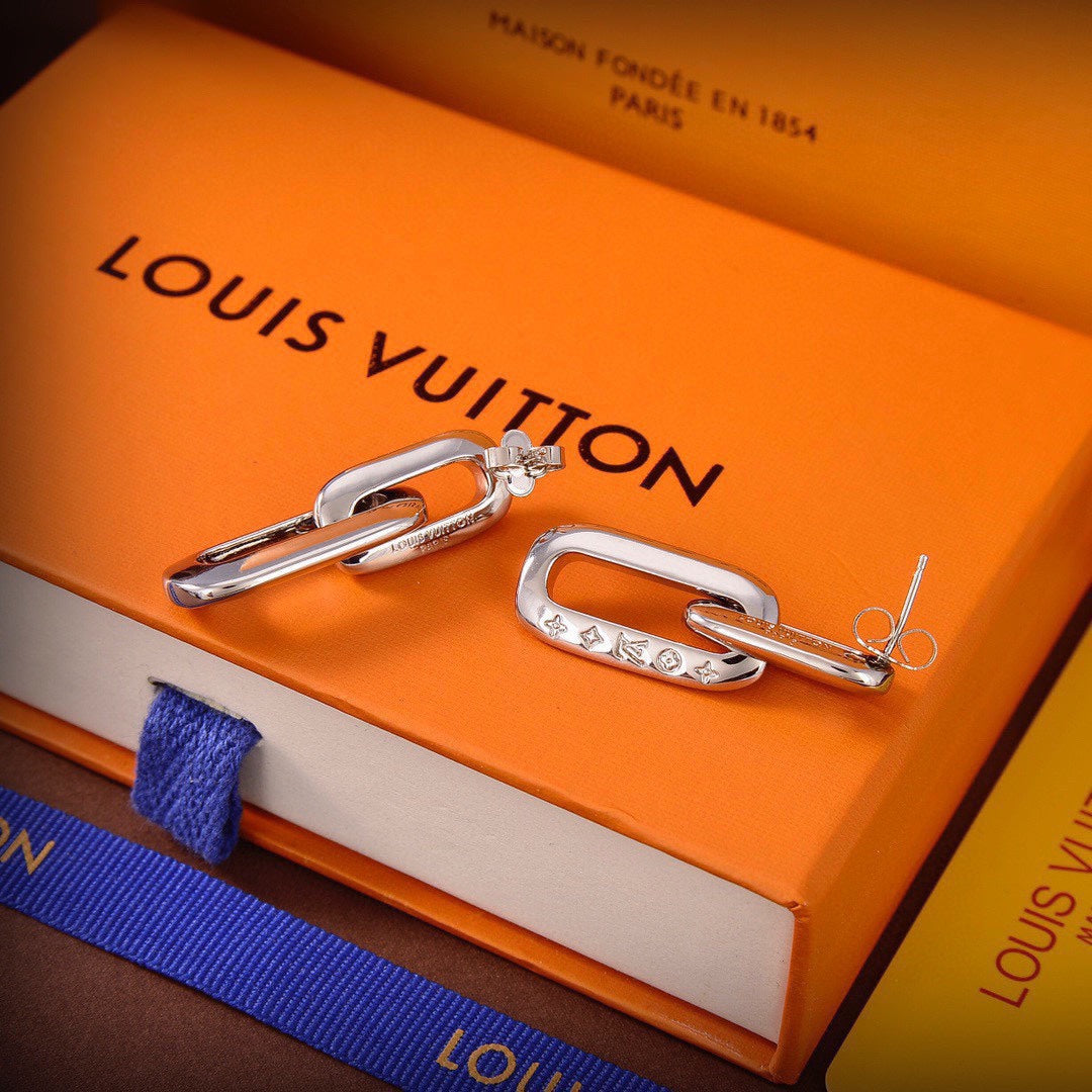 18K Louis Edge Earrings