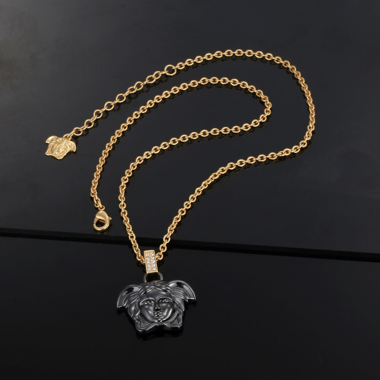18K Ver Classic Necklace