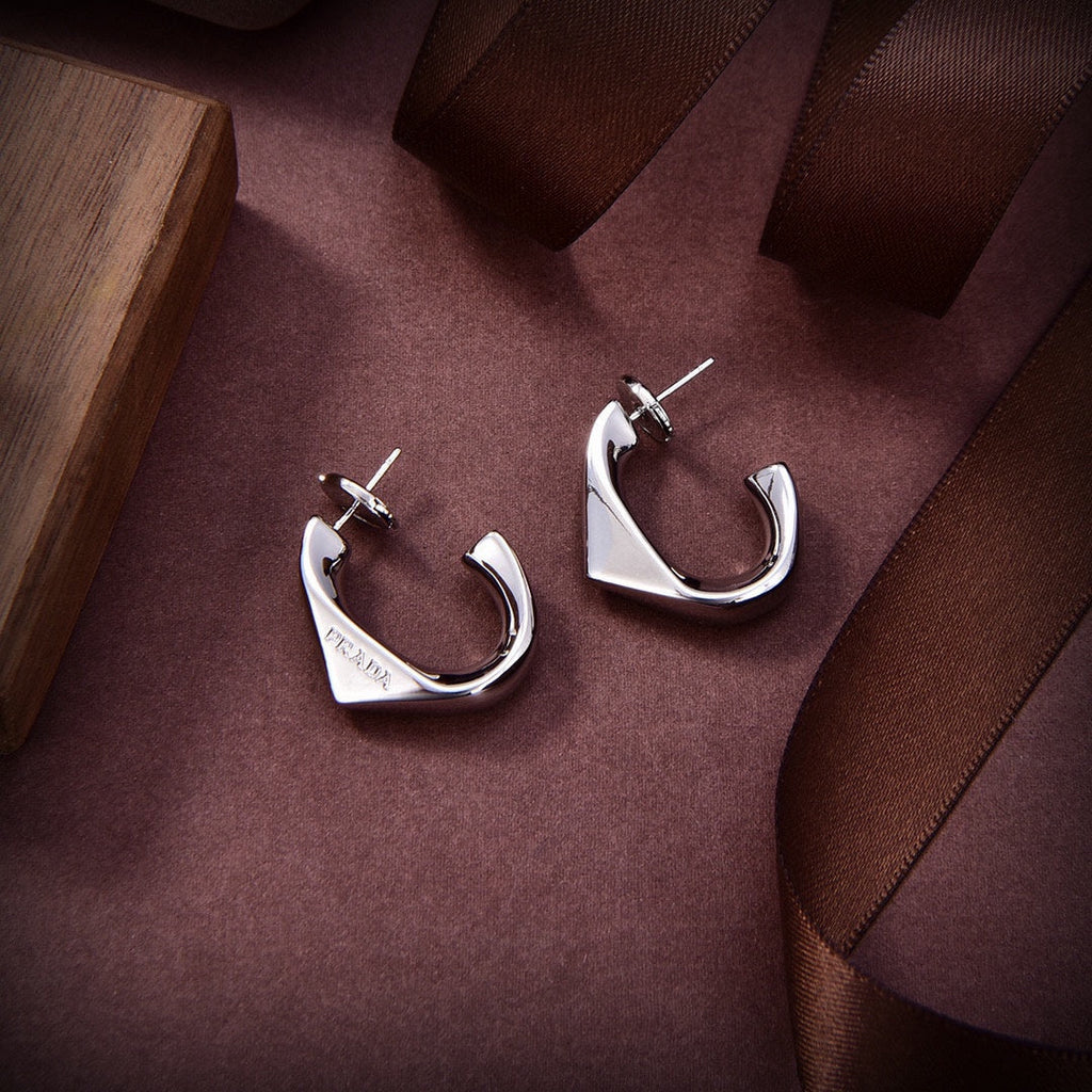 18K Pra Triangle Open Earrings