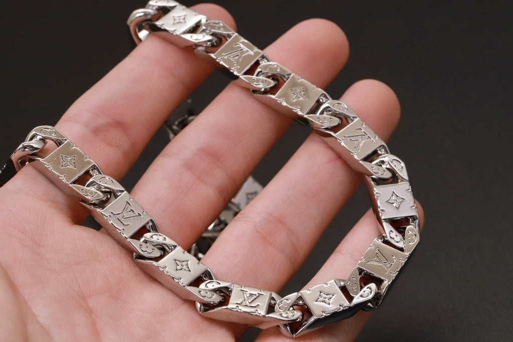 18K Louis Monogram Tied Up Necklace