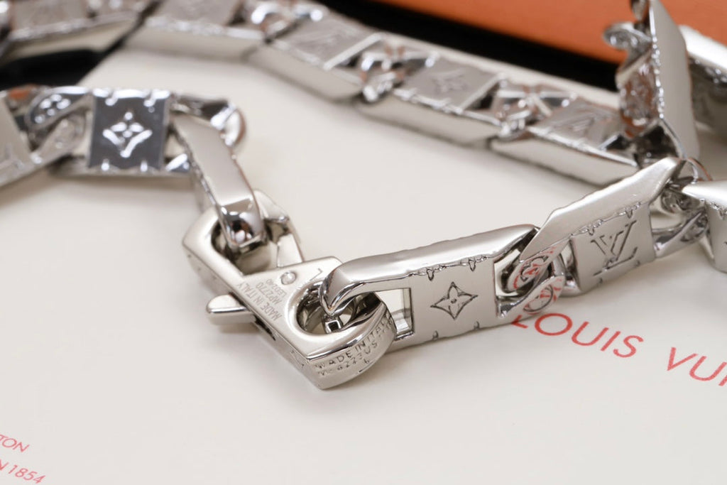 18K Louis Monogram Tied Up Necklace