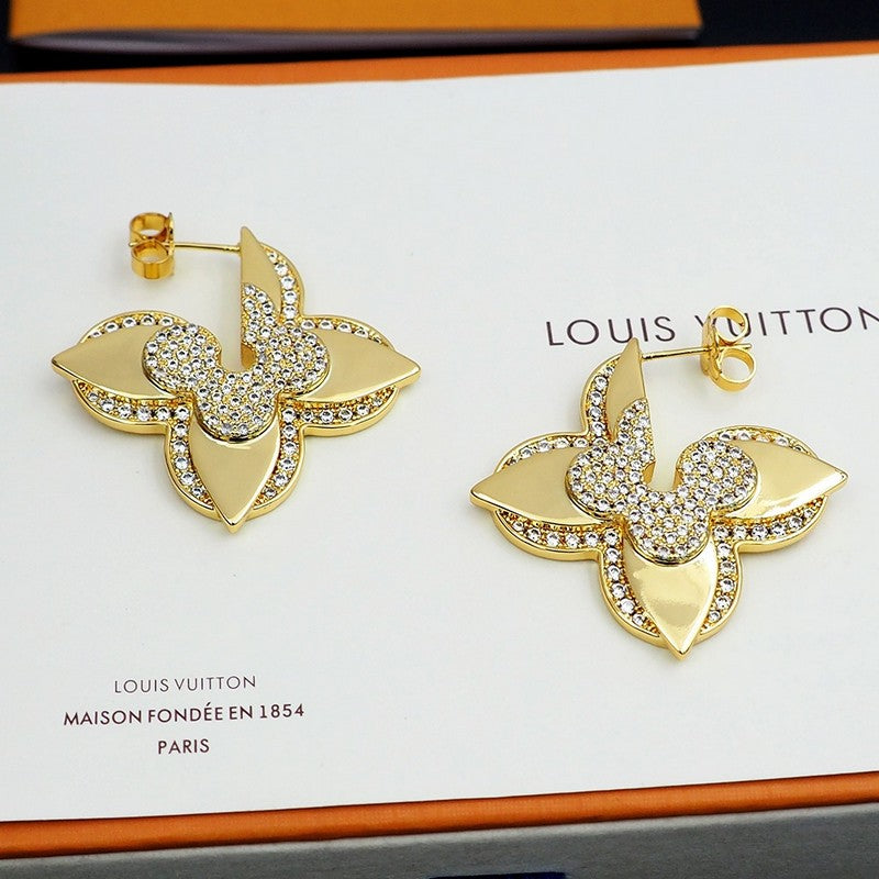 18K Louis Medaillon Earrings